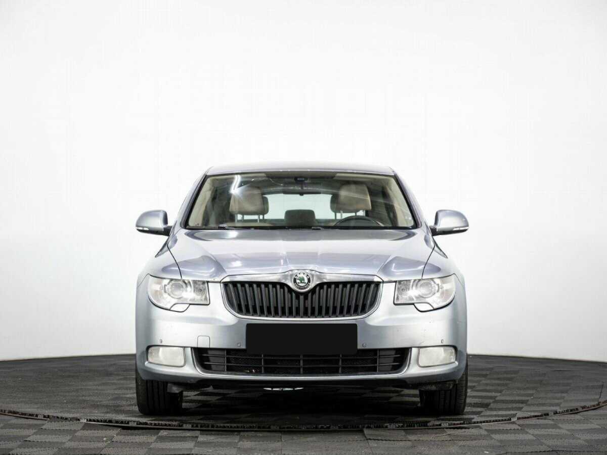 Skoda Superb 2012 года с пробегом. Фото: #1