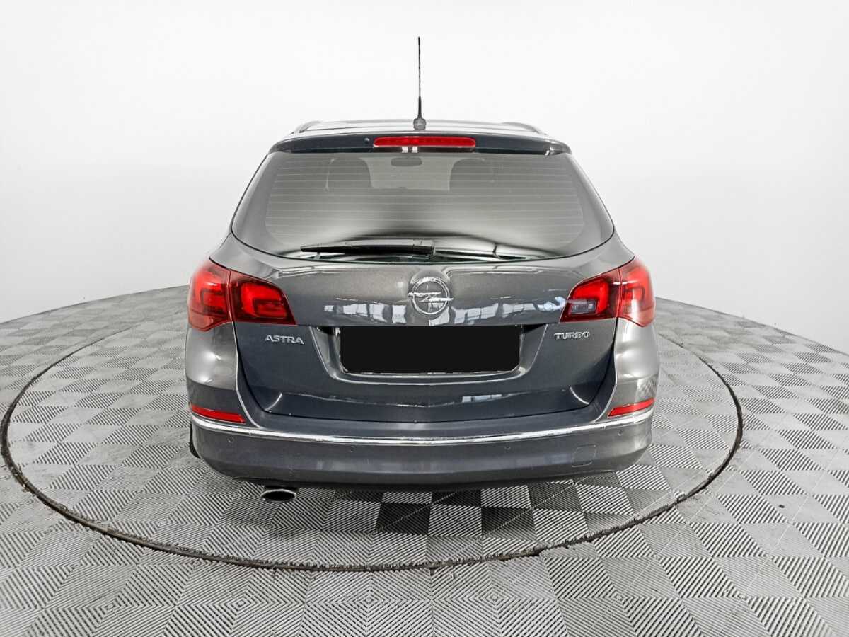 Opel Astra 2013 года с пробегом. Фото: #5