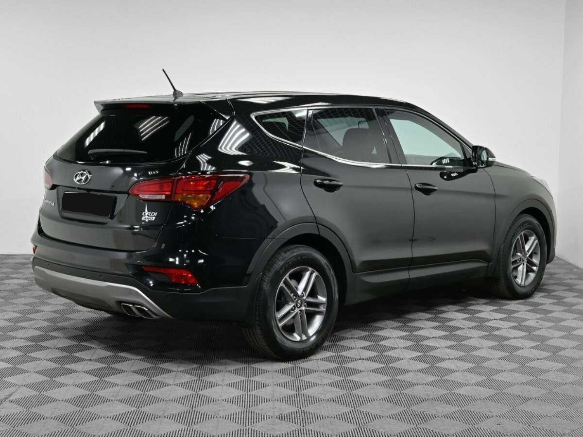Hyundai Santa Fe 2016 года с пробегом. Фото: #1
