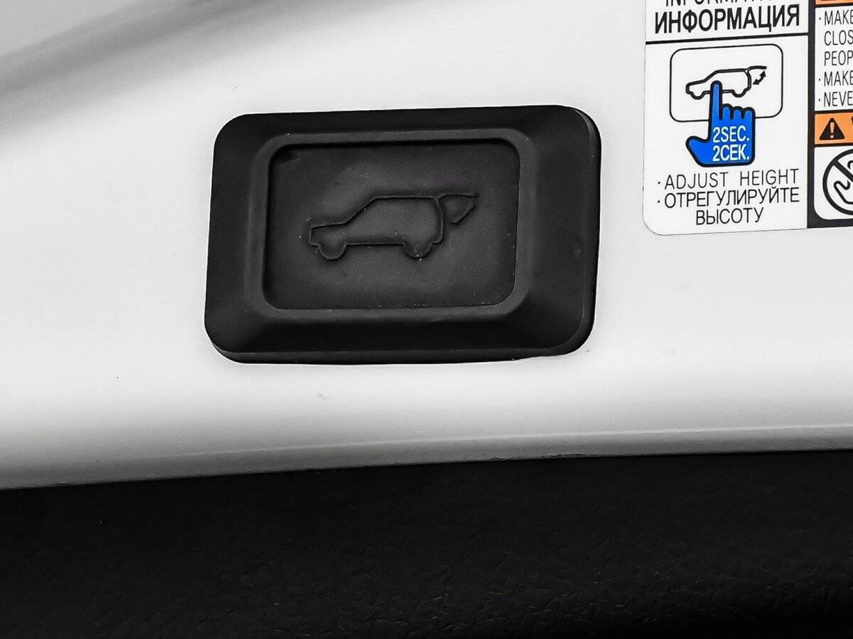 Toyota RAV4 2017 года с пробегом. Фото: #14