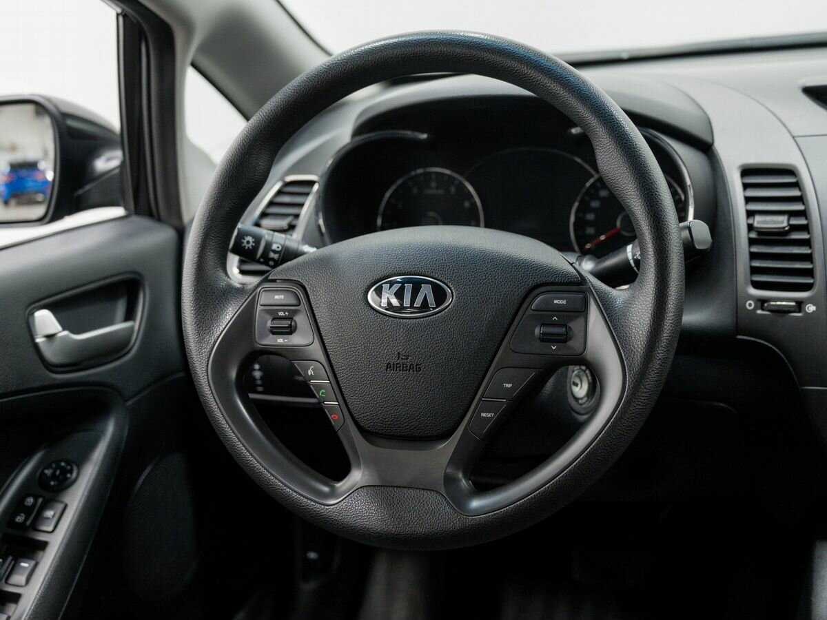 Kia Cerato 2018 года с пробегом. Фото: #10