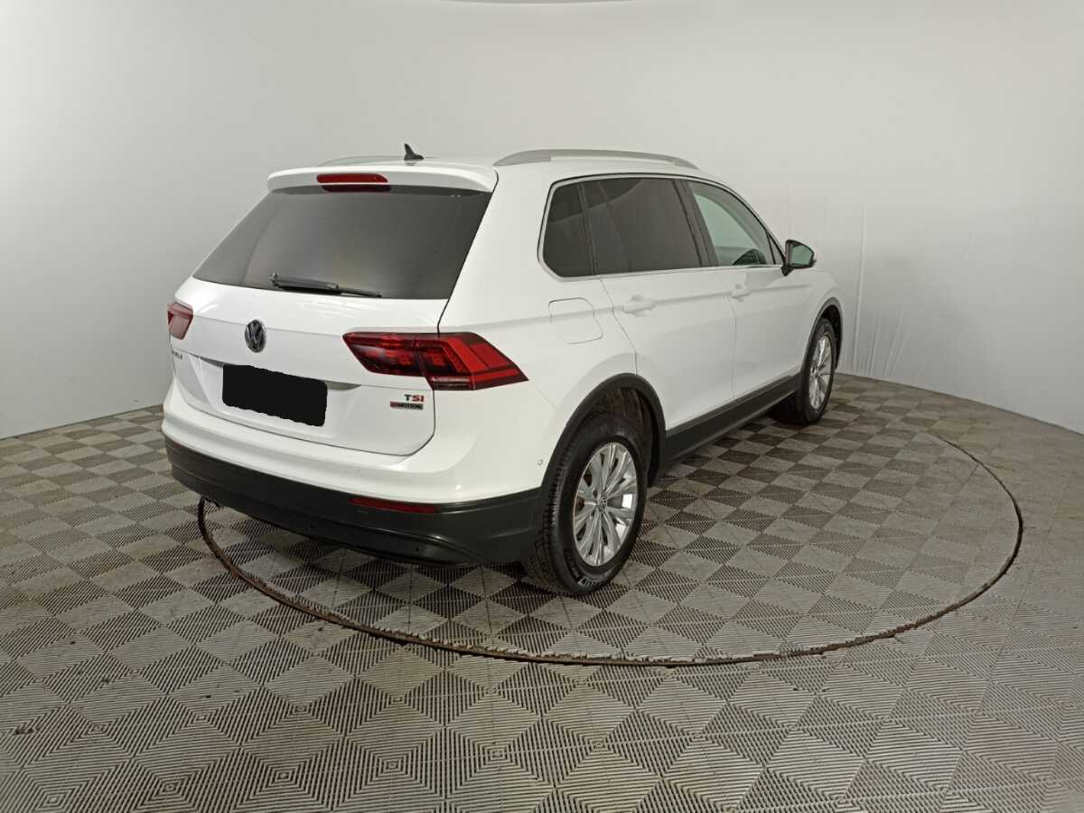 Volkswagen Tiguan 2017 года с пробегом. Фото: #4
