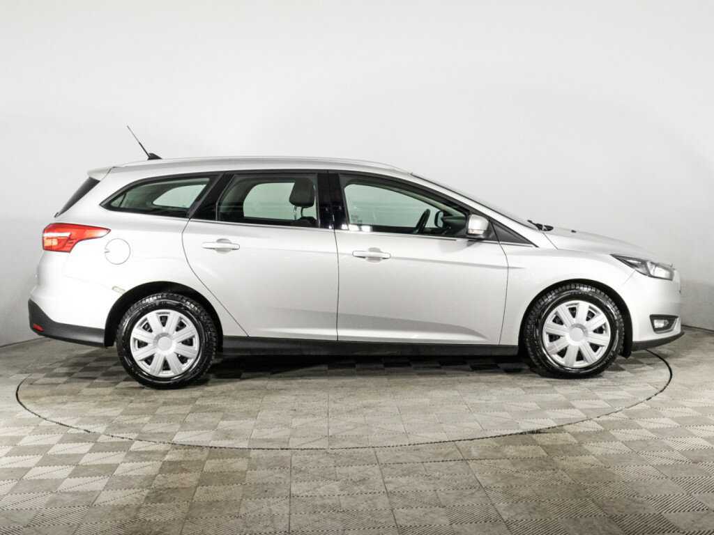 Ford Focus 2017 года с пробегом. Фото: #3