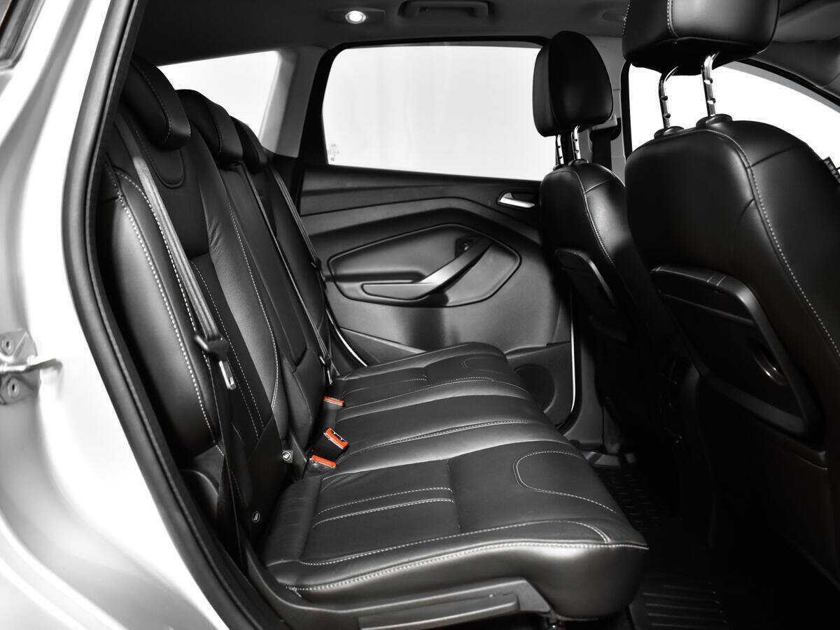 Ford Kuga 2013 года с пробегом. Фото: #9