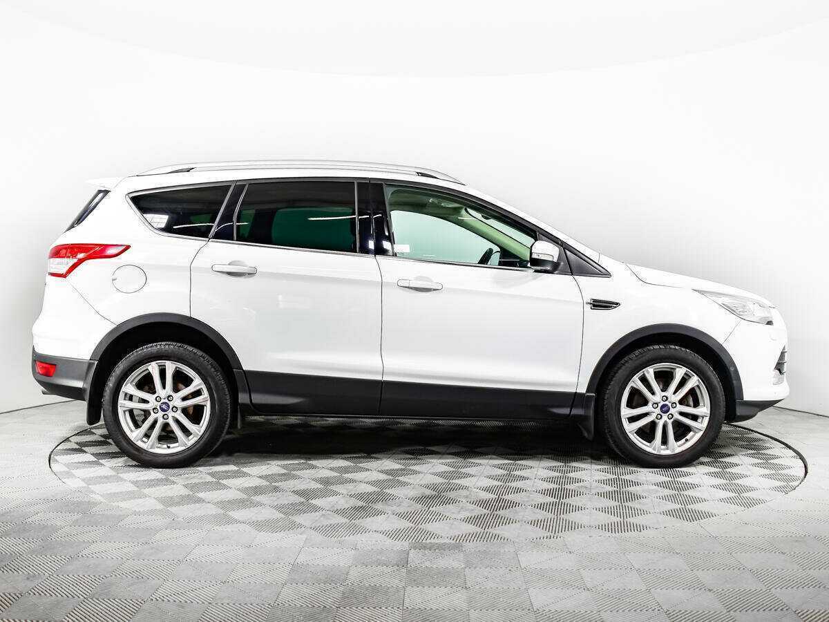 Ford Kuga 2014 года с пробегом. Фото: #3