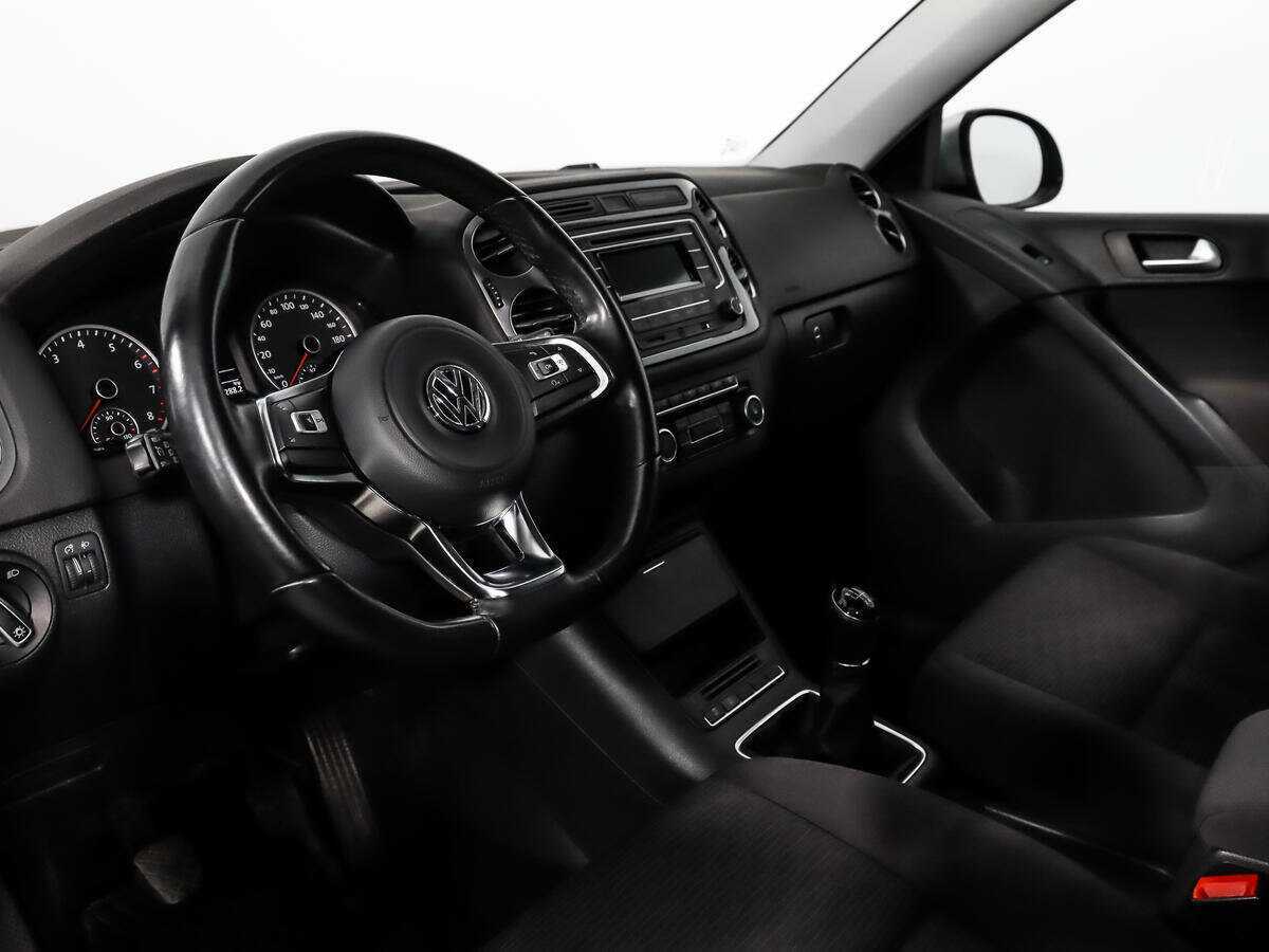 Volkswagen Tiguan 2012 года с пробегом. Фото: #8