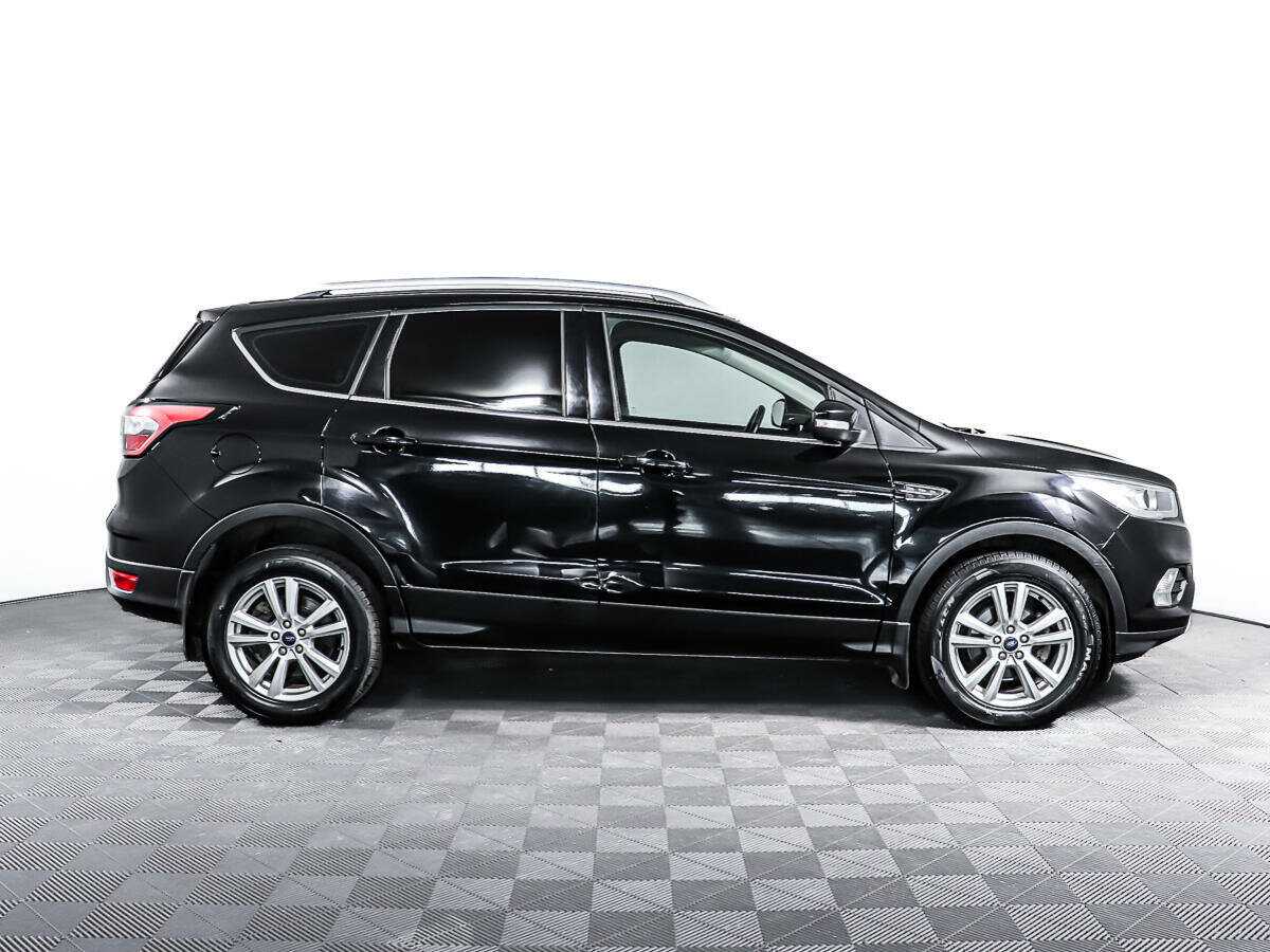 Ford Kuga 2017 года с пробегом. Фото: #3