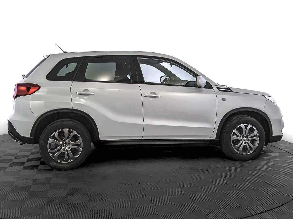 Suzuki Vitara 2020 года с пробегом. Фото: #3