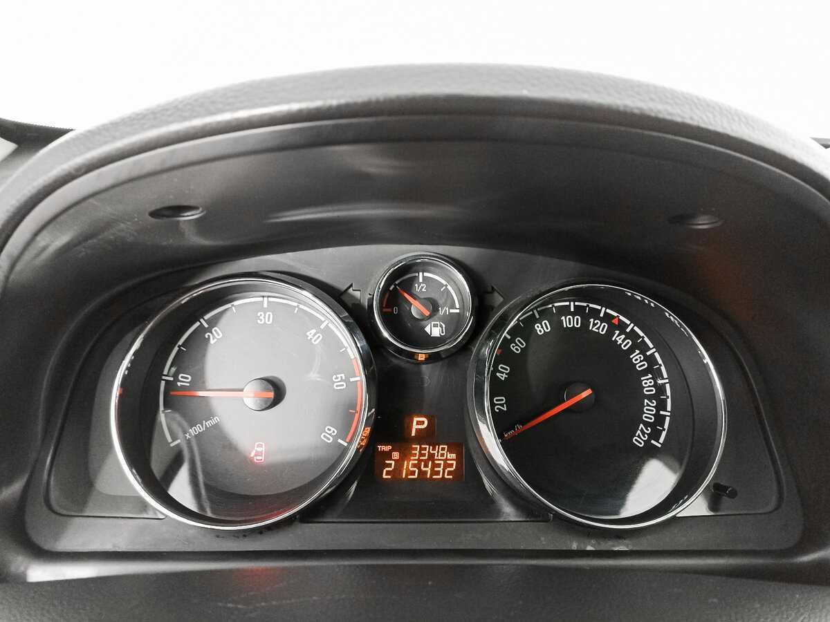 Opel Antara 2014 года с пробегом. Фото: #8