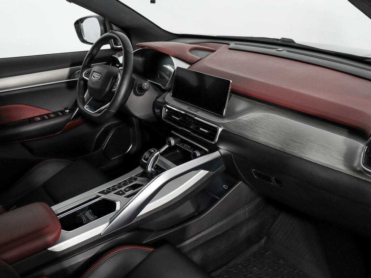 Geely Coolray 2022 года с пробегом. Фото: #11