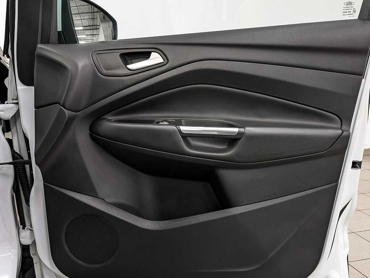 Ford Kuga 2016 года с пробегом. Фото: #20