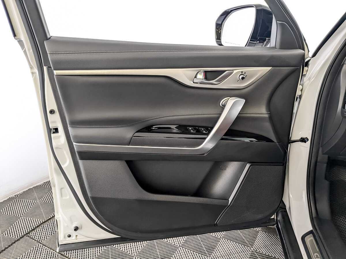 Changan CS95 2022 года с пробегом. Фото: #18