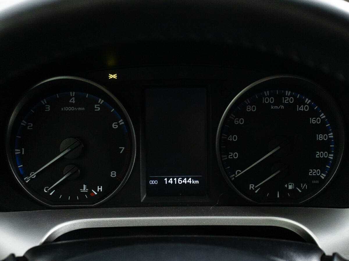 Toyota RAV4 2016 года с пробегом. Фото: #11