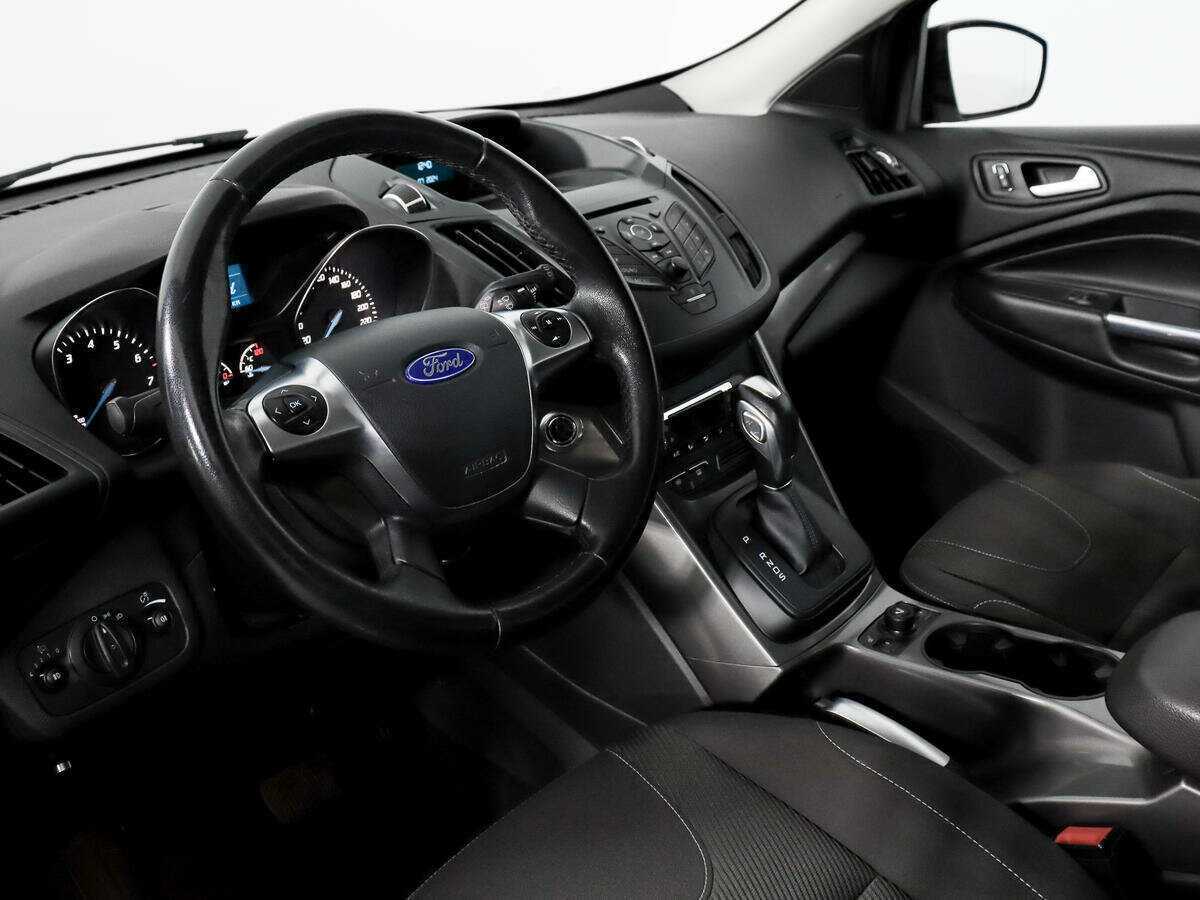Ford Kuga 2015 года с пробегом. Фото: #6