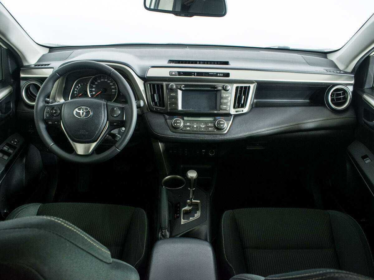Toyota RAV4 2013 года с пробегом. Фото: #9