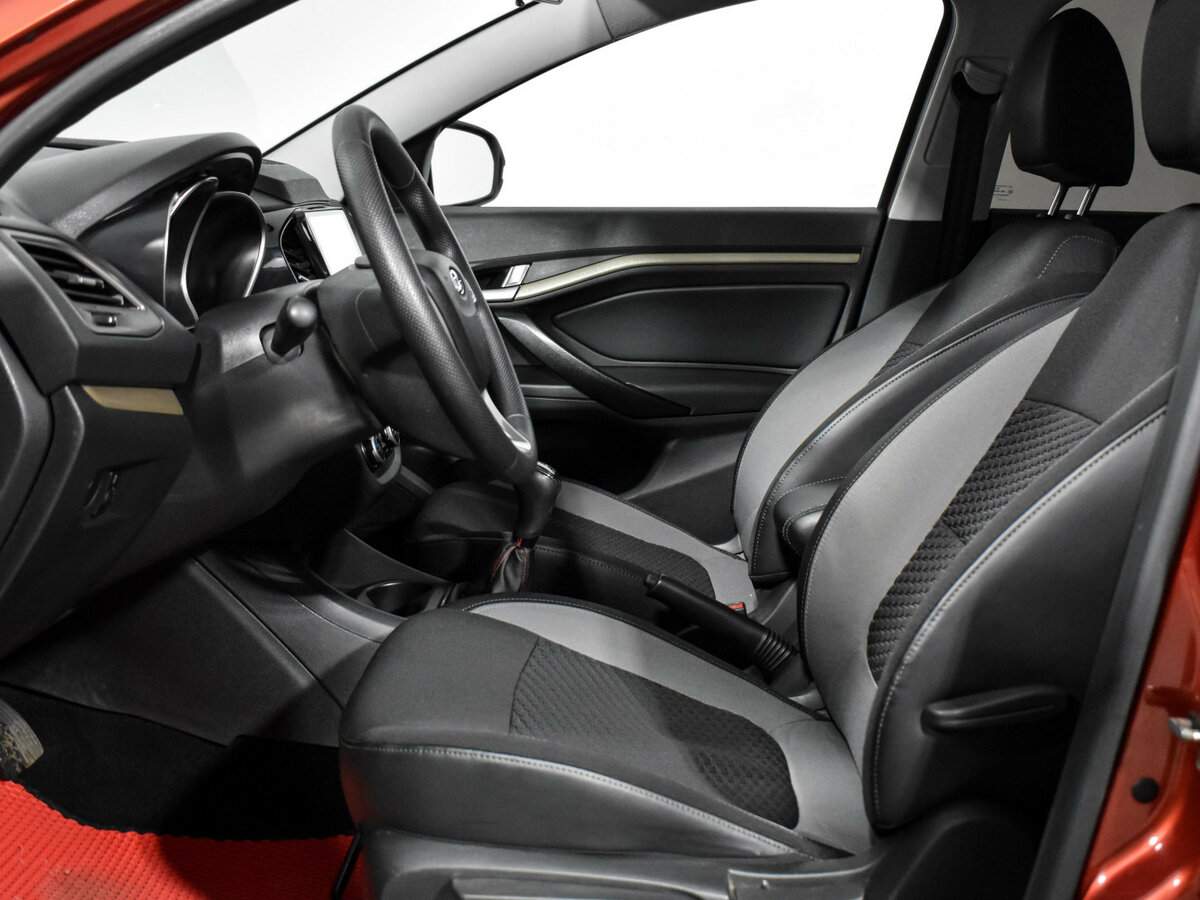 Lada (ВАЗ) Vesta 2018 года с пробегом. Фото: #9