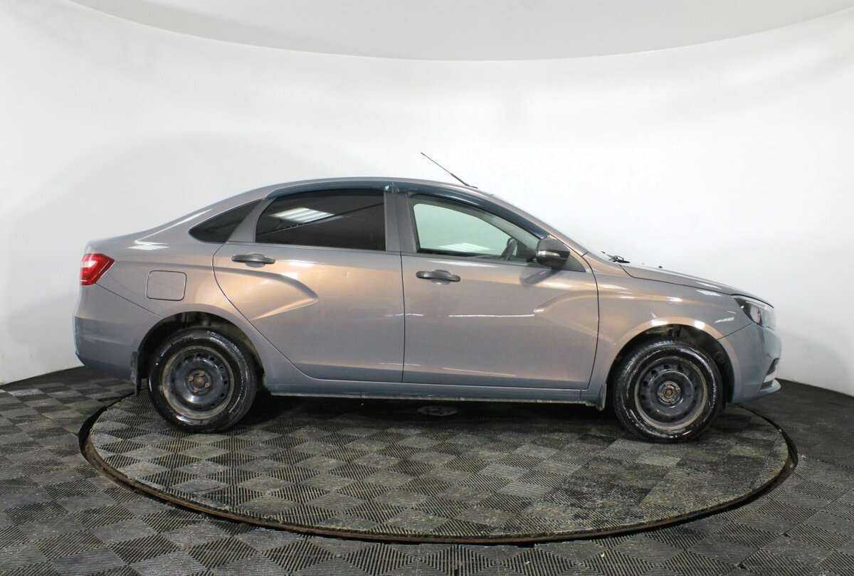 Lada (ВАЗ) Vesta 2017 года с пробегом. Фото: #3