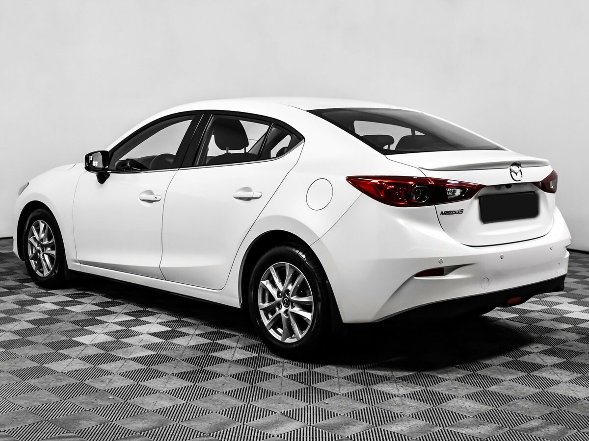 Mazda 3 2015 года с пробегом. Фото: #5