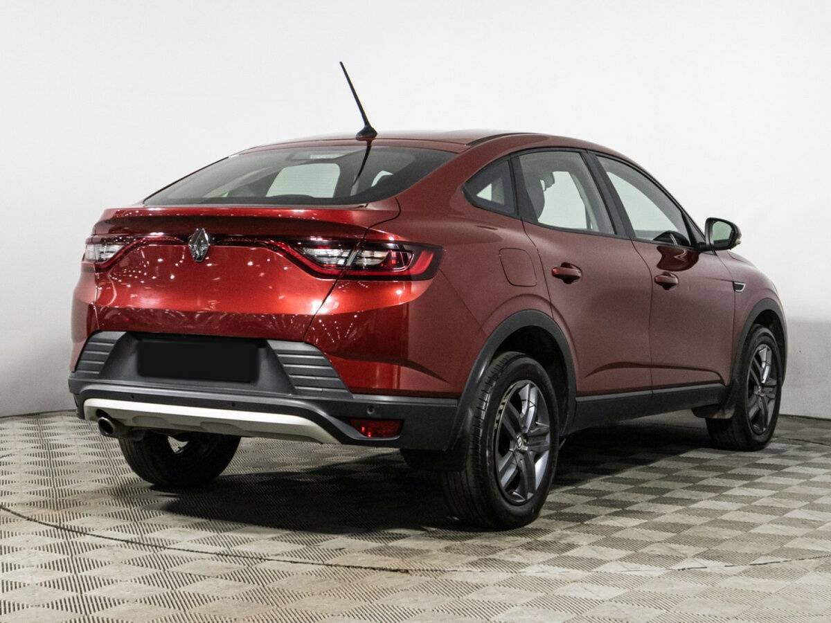 Renault Arkana 2021 года с пробегом. Фото: #4