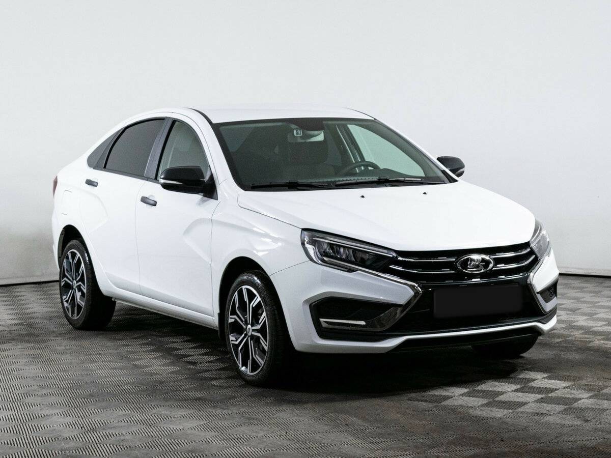 Lada (ВАЗ) Vesta 2024 года с пробегом. Фото: #2