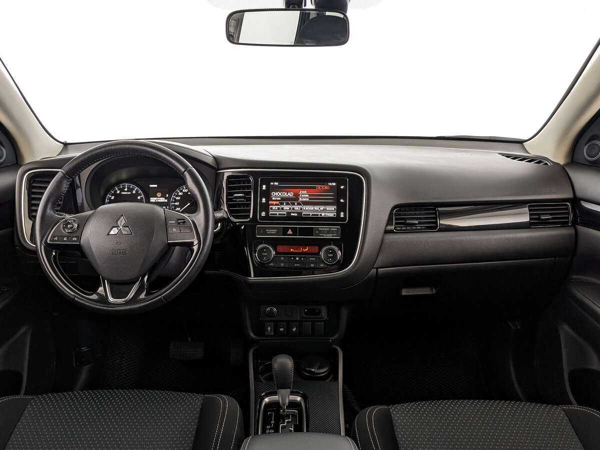 Mitsubishi Outlander 2020 года с пробегом. Фото: #12