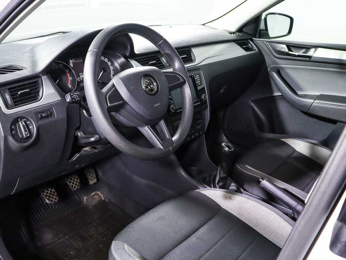 Skoda Rapid 2019 года с пробегом. Фото: #11