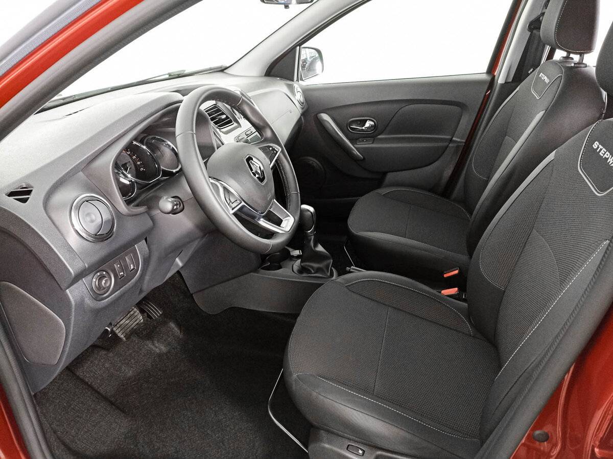 Renault Sandero 2020 года с пробегом. Фото: #14