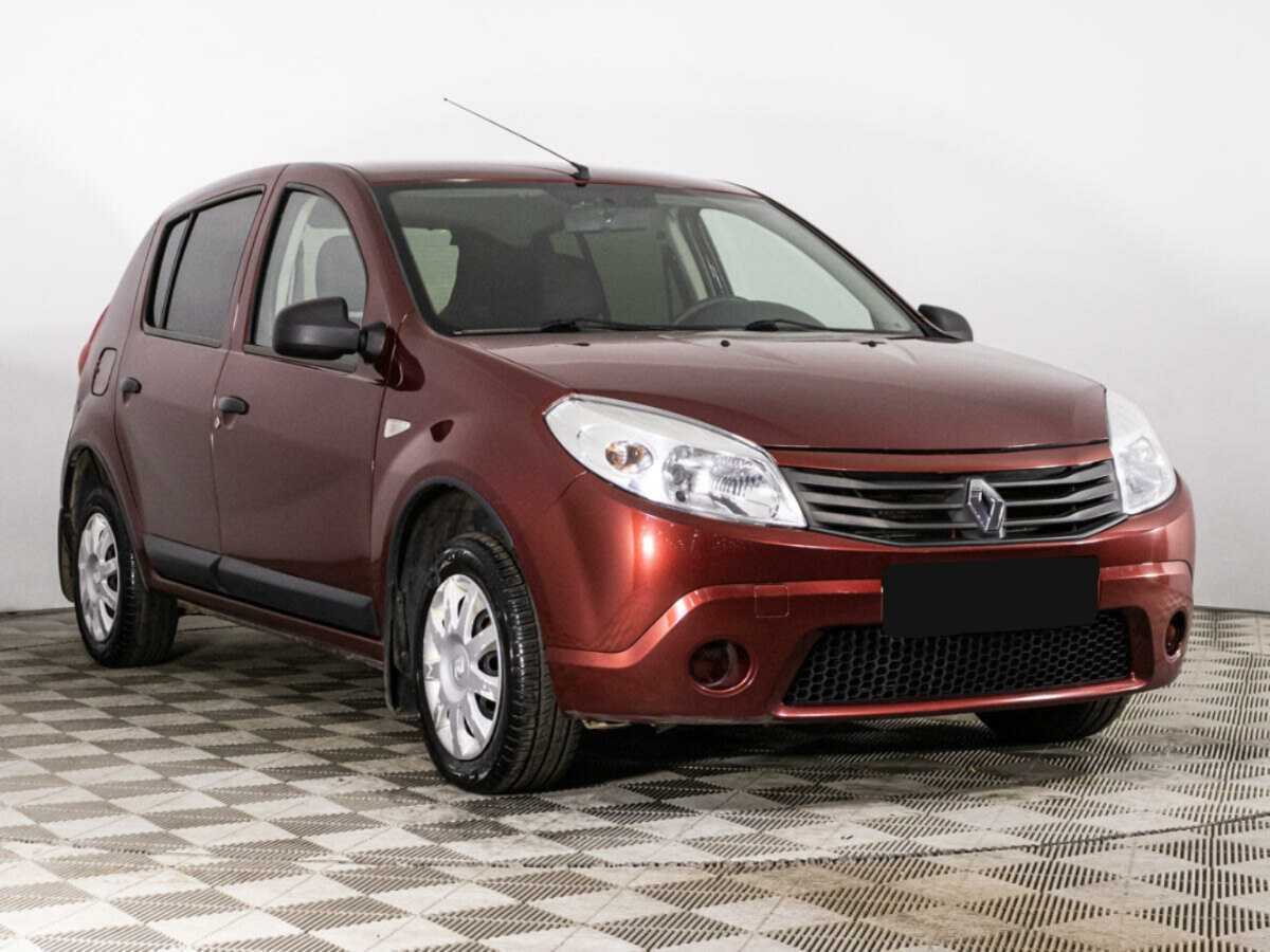 Renault Sandero 2012 года с пробегом. Фото: #2