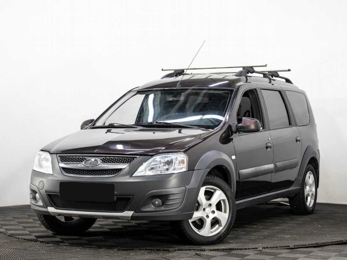 Lada (ВАЗ) Largus 2018 года с пробегом. Посмотреть фото