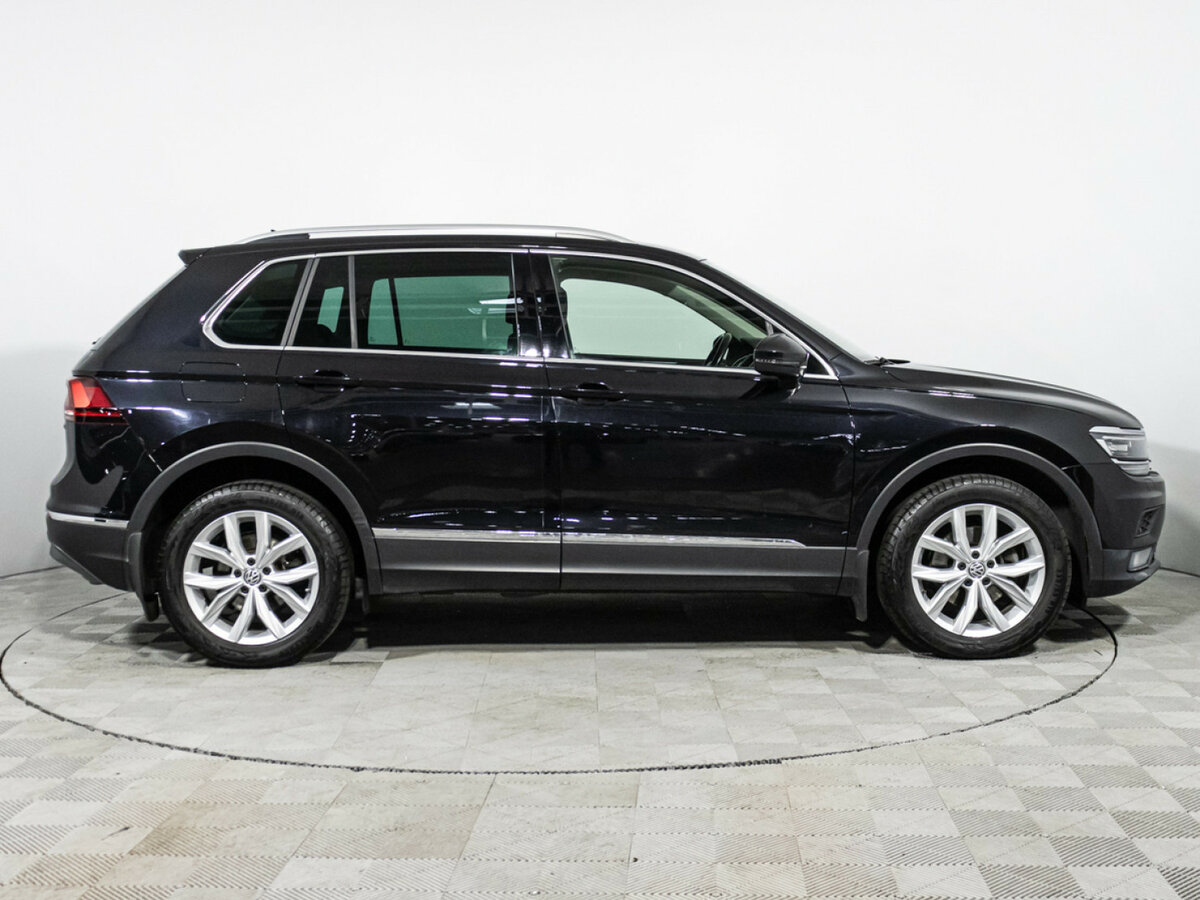 Volkswagen Tiguan 2018 года с пробегом. Фото: #3