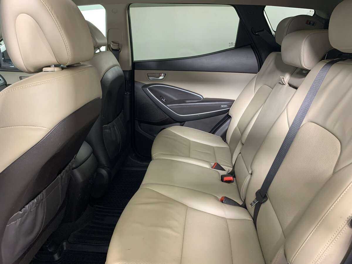 Hyundai Santa Fe 2017 года с пробегом. Фото: #15