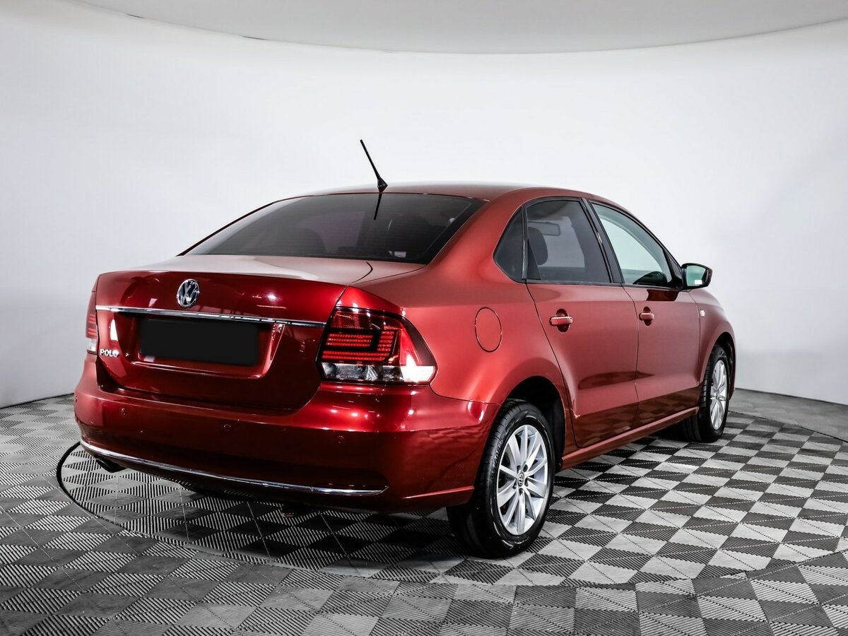 Volkswagen Polo 2015 года с пробегом. Фото: #4