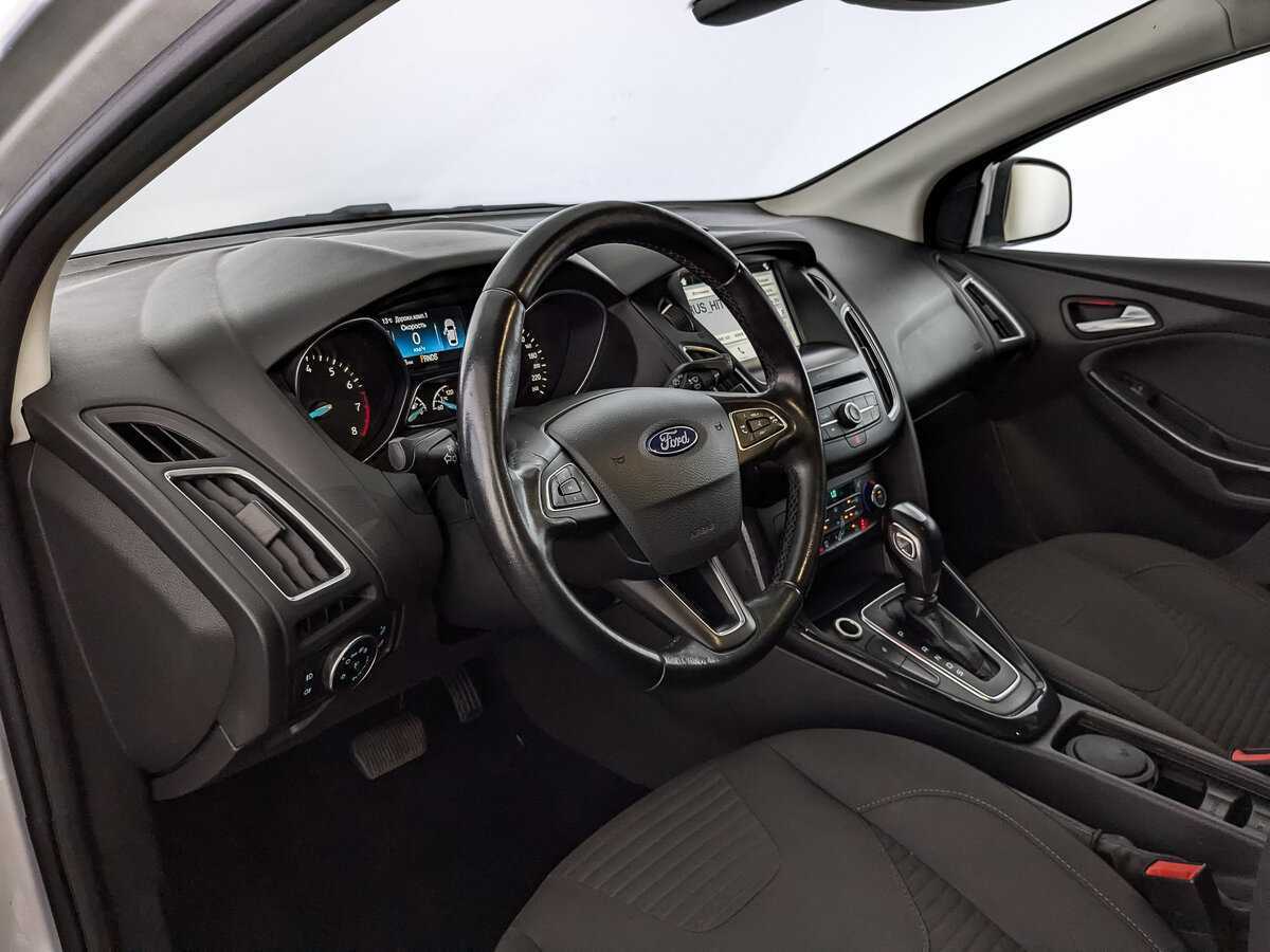 Ford Focus 2017 года с пробегом. Фото: #14