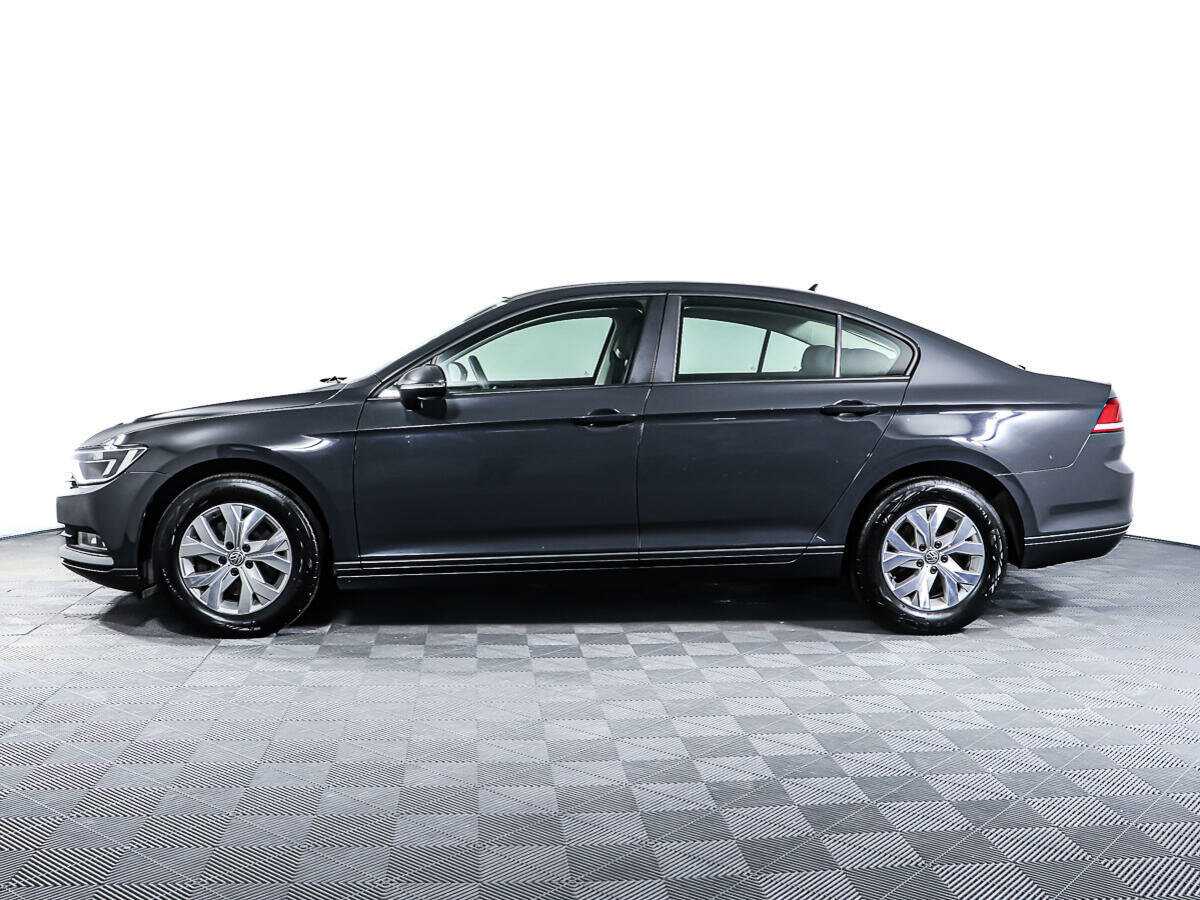 Volkswagen Passat 2017 года с пробегом. Фото: #7