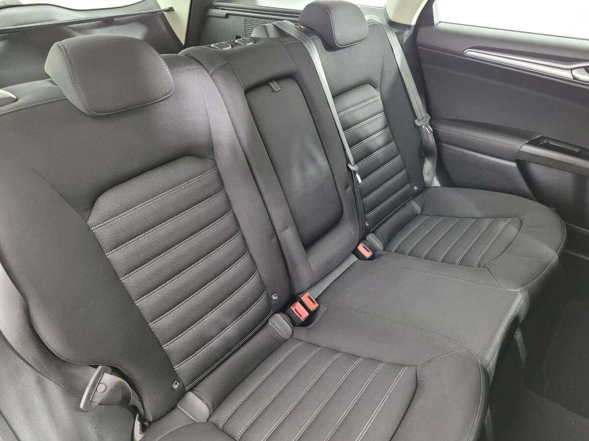 Ford Mondeo 2016 года с пробегом. Фото: #14