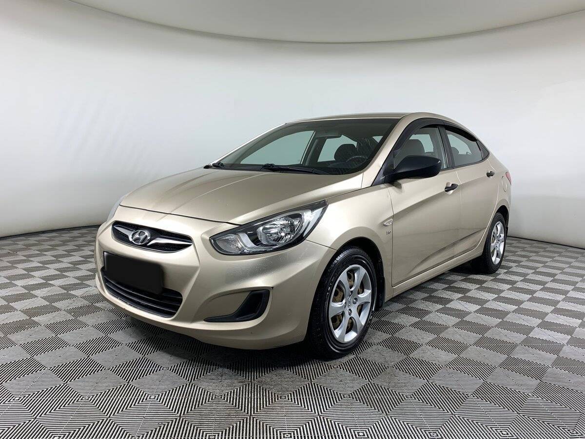 Hyundai Solaris 2012 года с пробегом. Фото: #0
