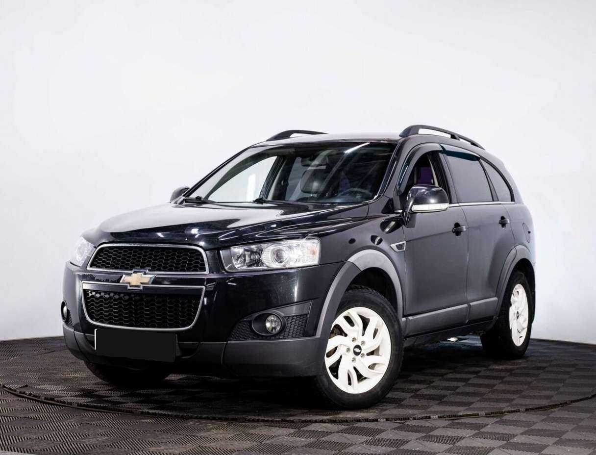 Chevrolet Captiva 2012 года с пробегом. Посмотреть фото
