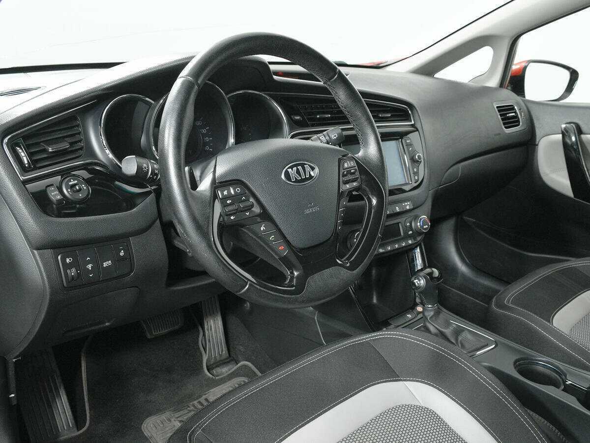 Kia Ceed 2017 года с пробегом. Фото: #12