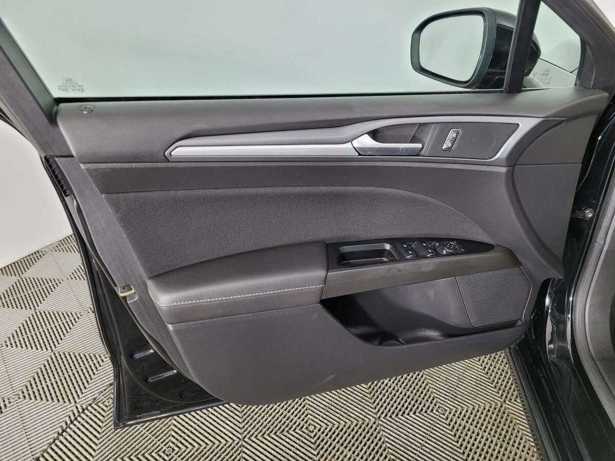 Ford Mondeo 2016 года с пробегом. Фото: #7