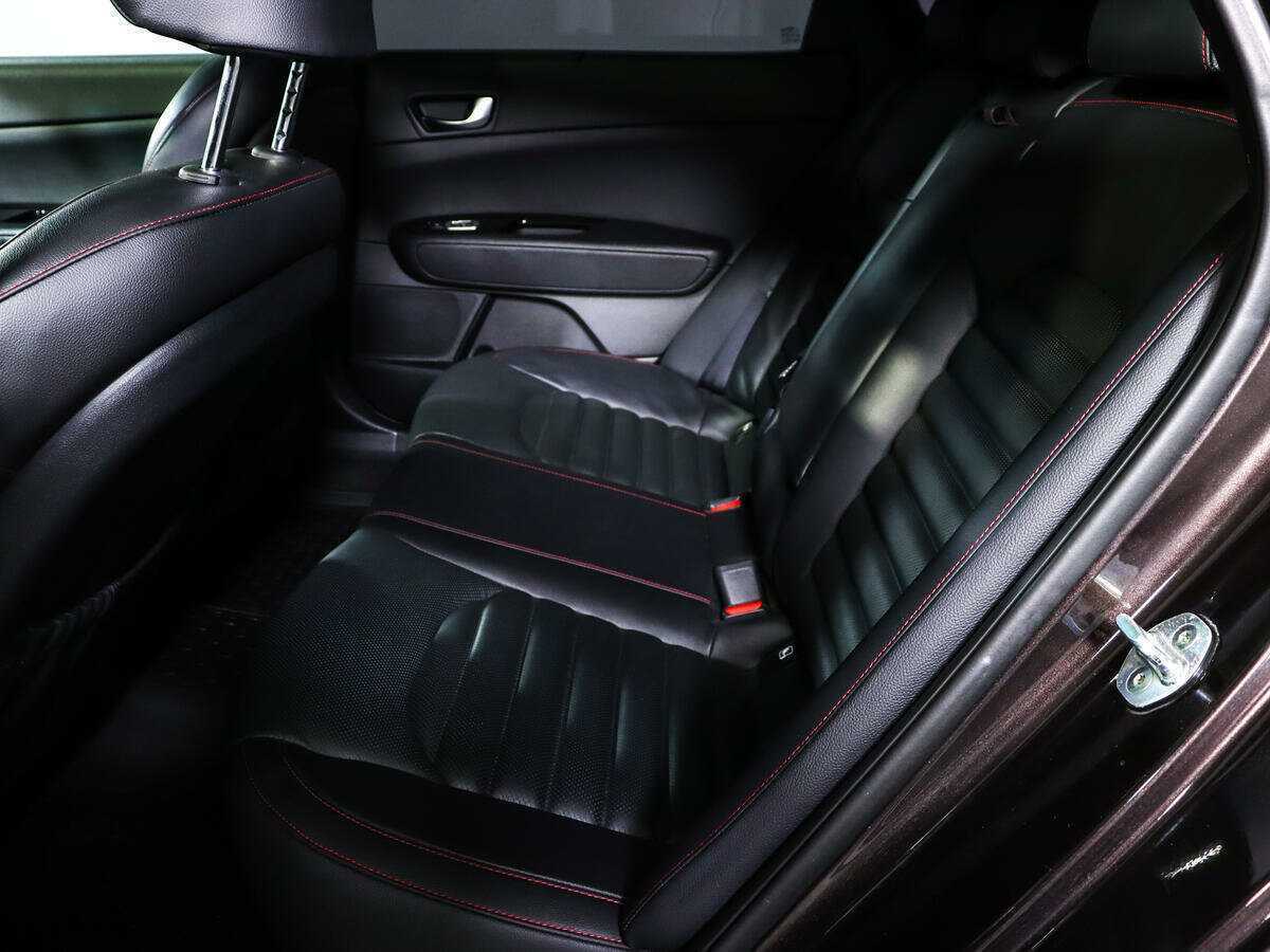 Kia Optima 2017 года с пробегом. Фото: #9