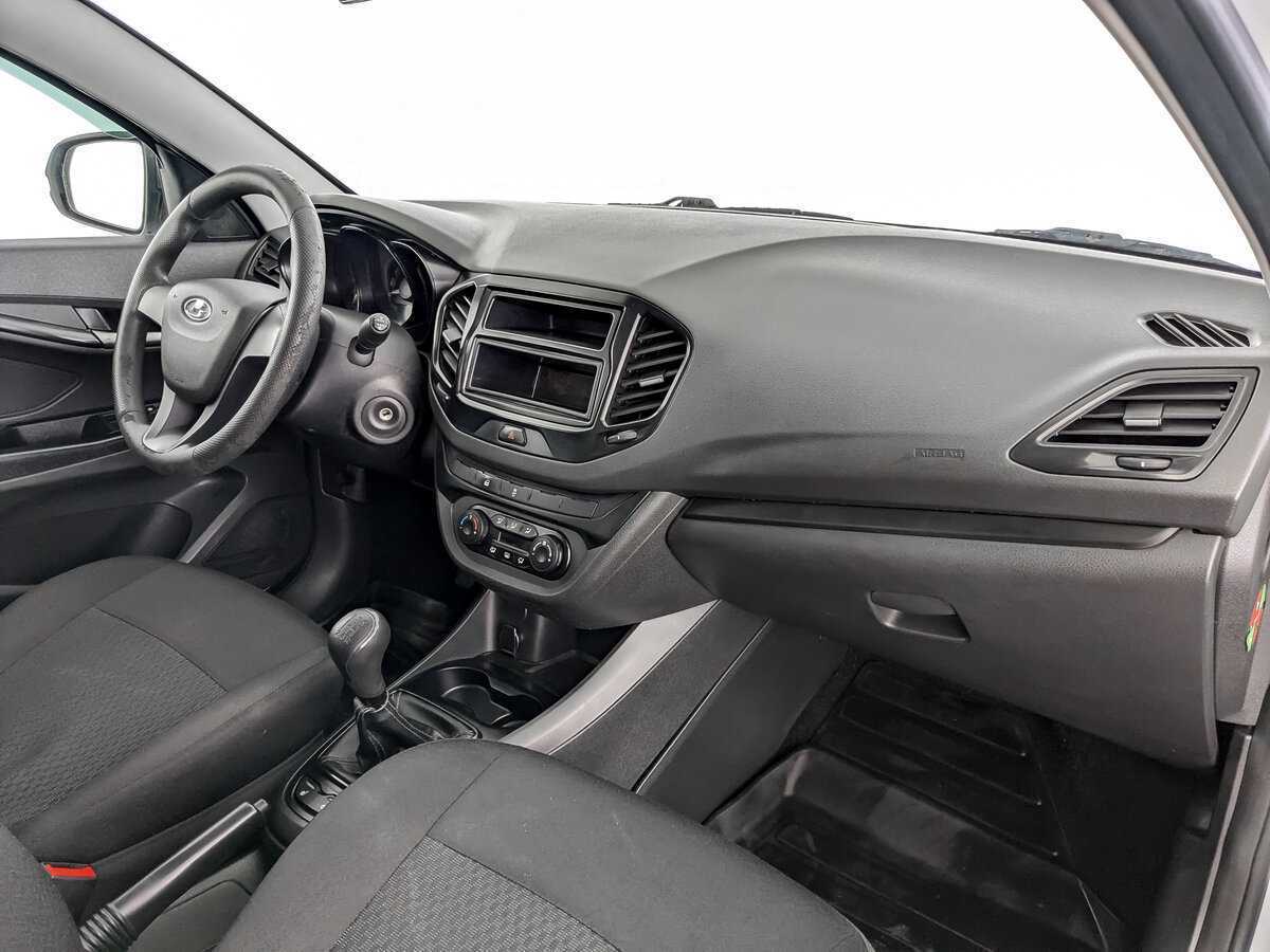 Lada (ВАЗ) Vesta 2019 года с пробегом. Фото: #8