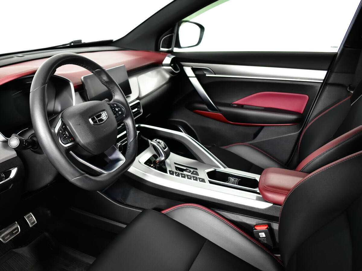 Geely Coolray 2022 года с пробегом. Фото: #9