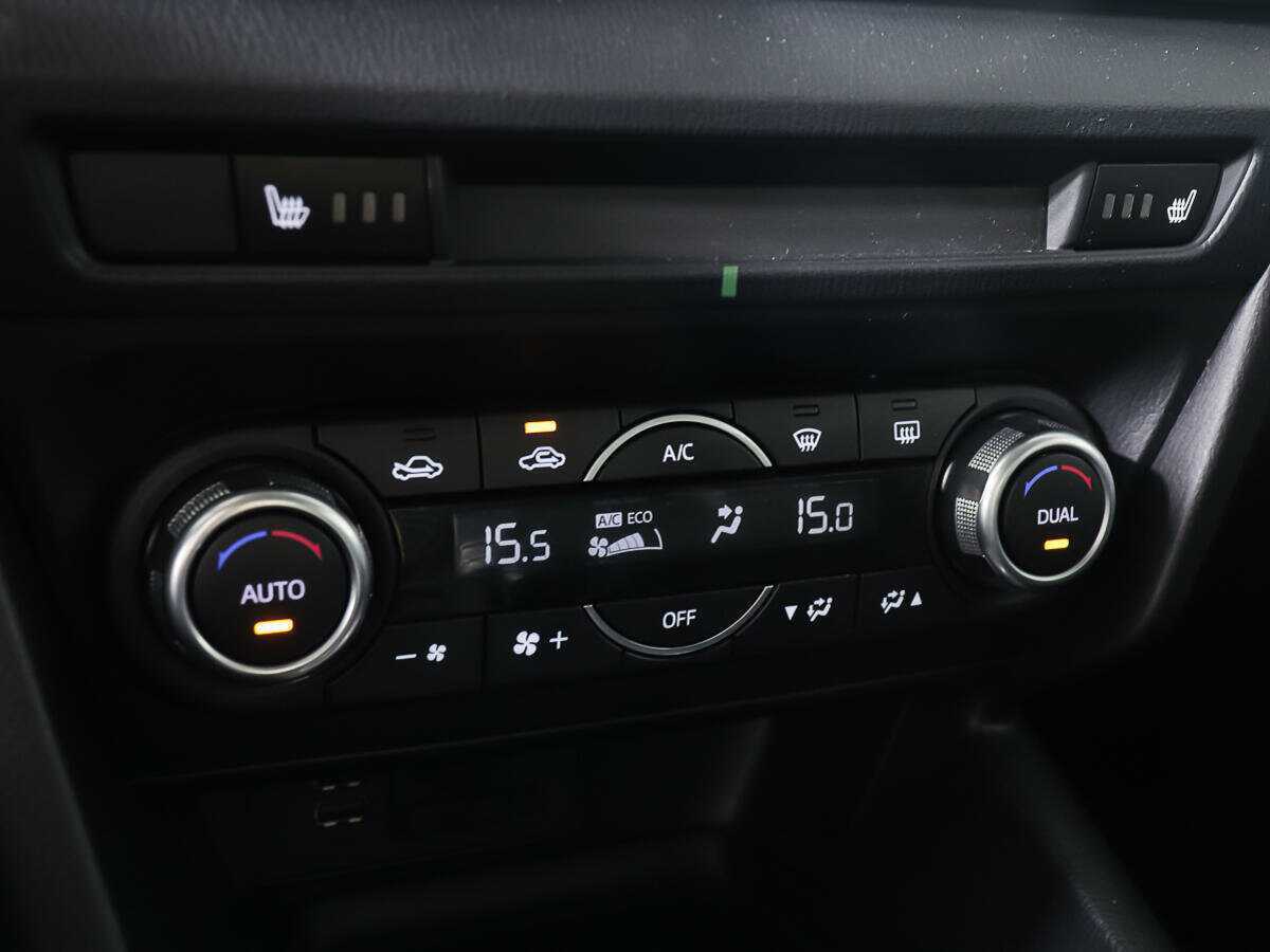 Mazda 3 2018 года с пробегом. Фото: #20