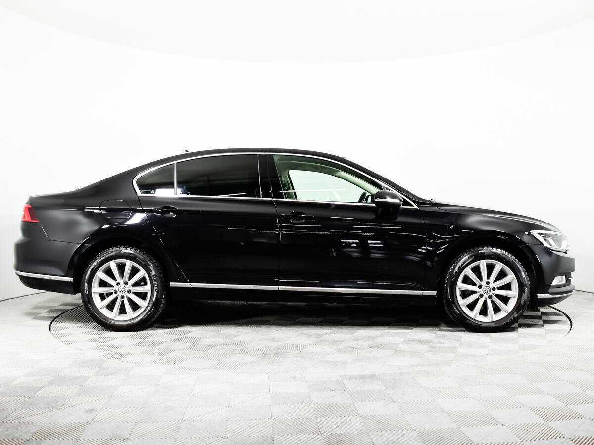 Volkswagen Passat 2016 года с пробегом. Фото: #3