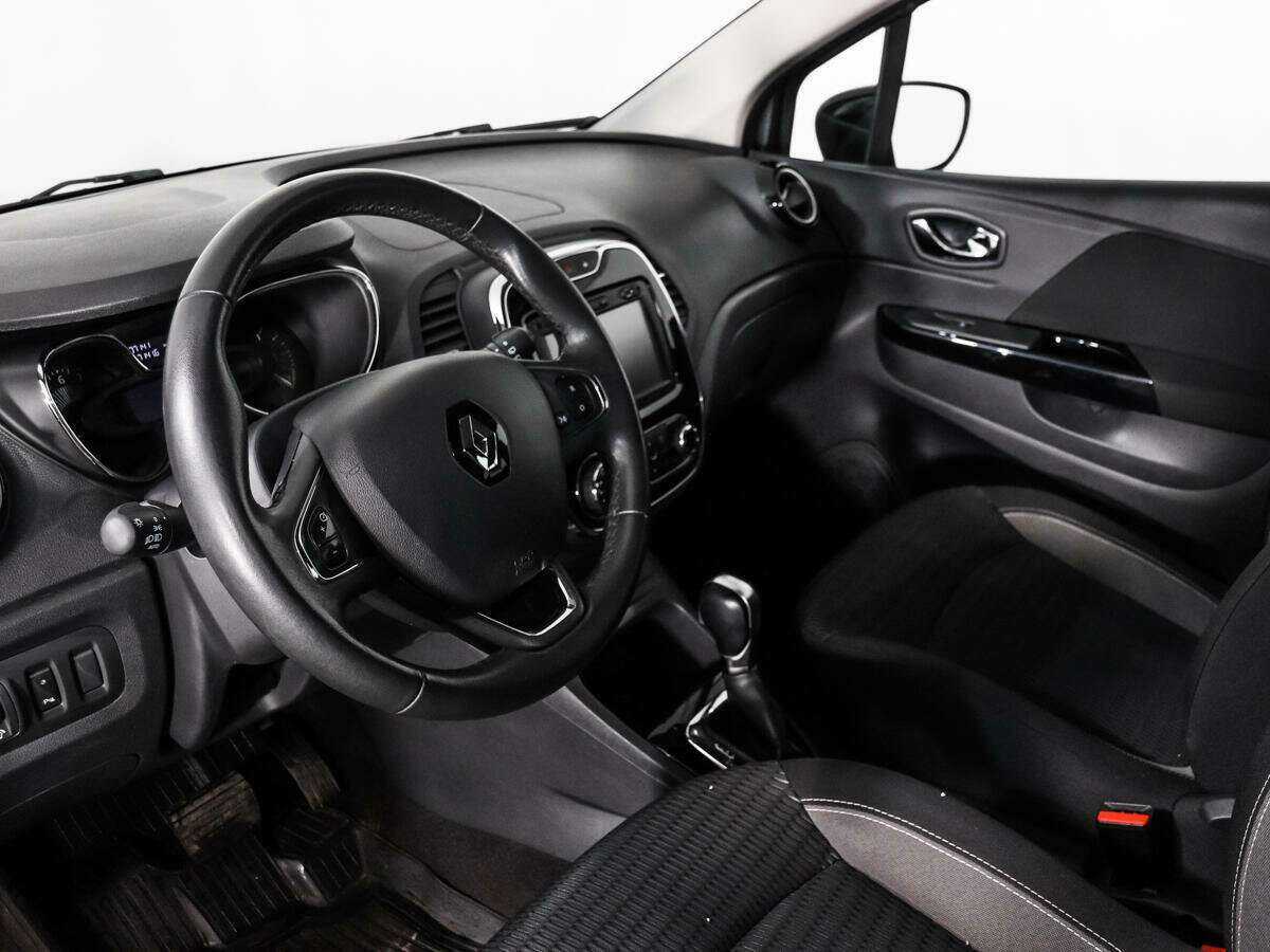 Renault Kaptur 2016 года с пробегом. Фото: #8
