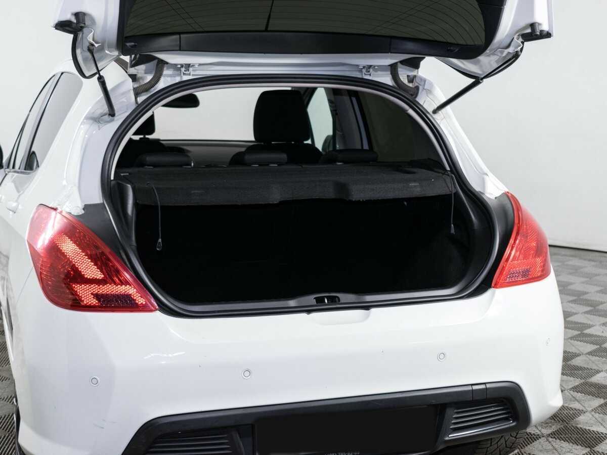 Peugeot 308 2012 года с пробегом. Фото: #6