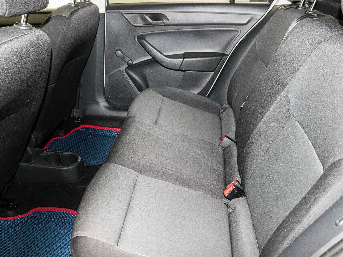 Skoda Rapid 2014 года с пробегом. Фото: #8