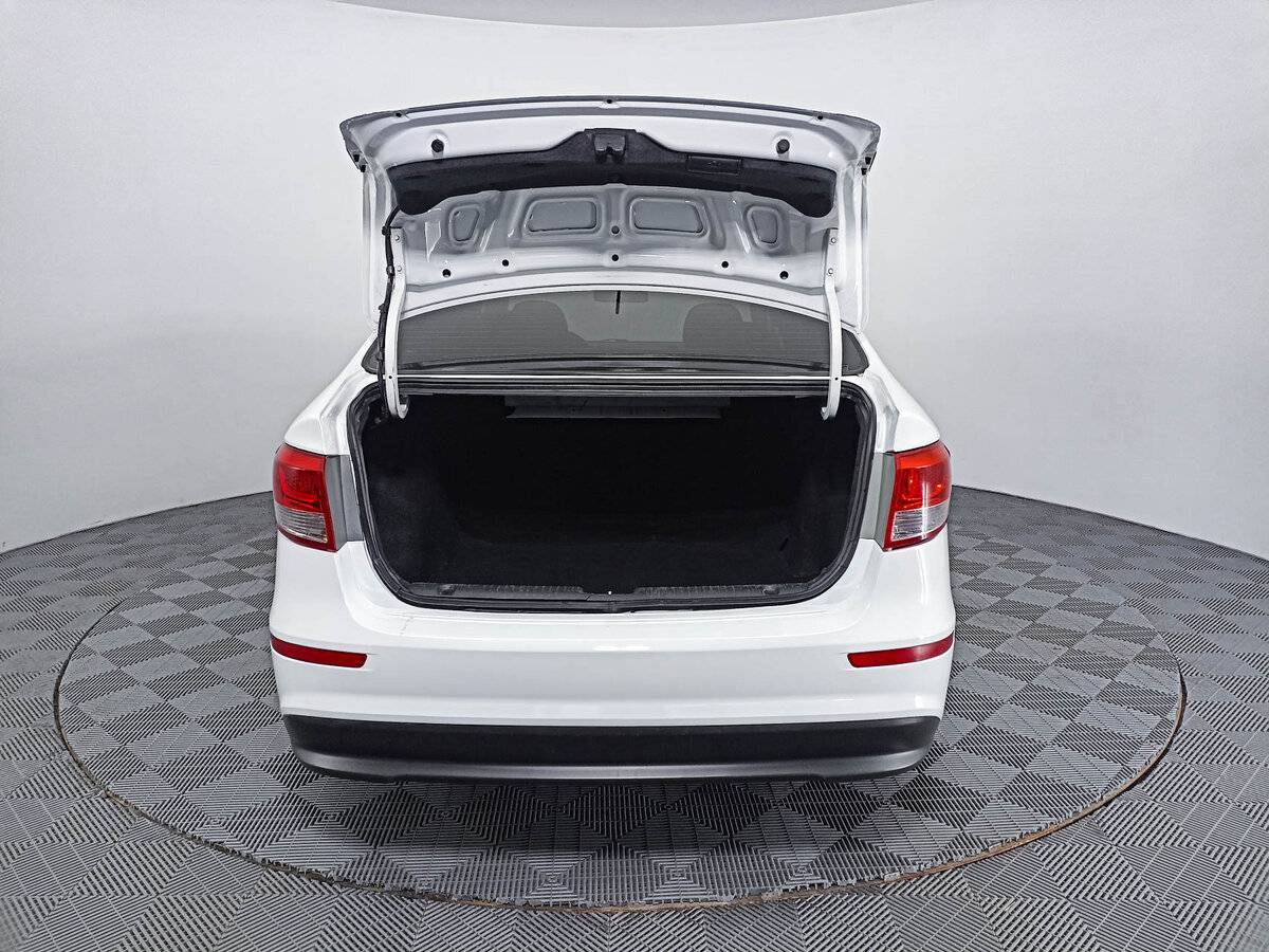 Kia Rio 2015 года с пробегом. Фото: #9