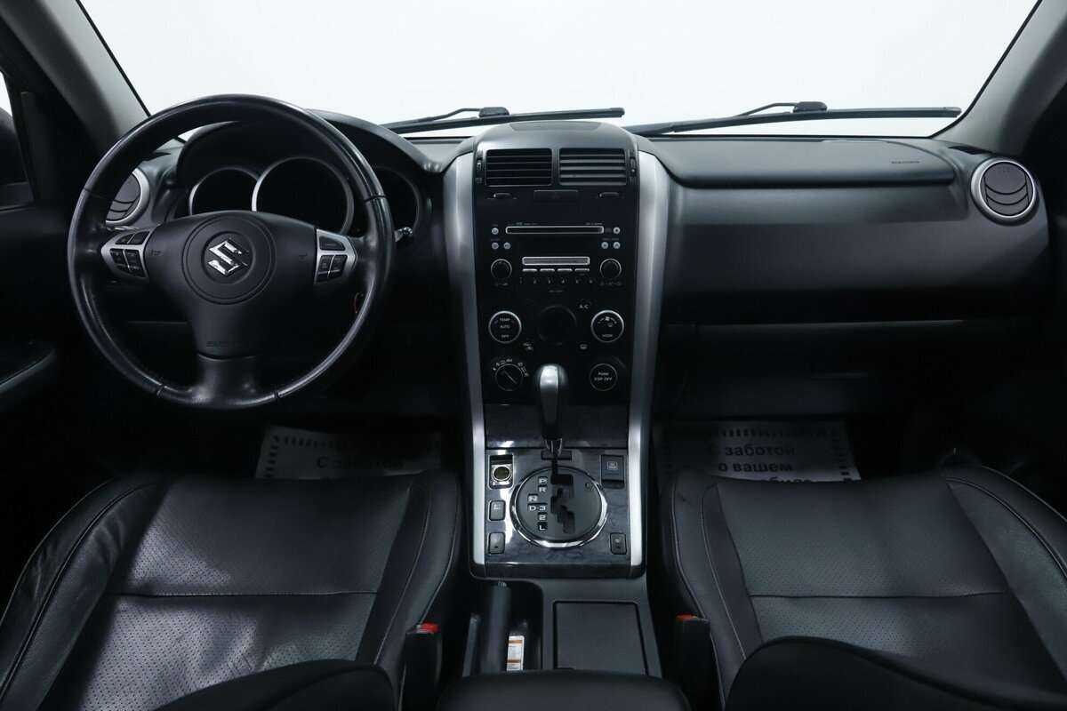 Suzuki Grand Vitara 2012 года с пробегом. Фото: #9
