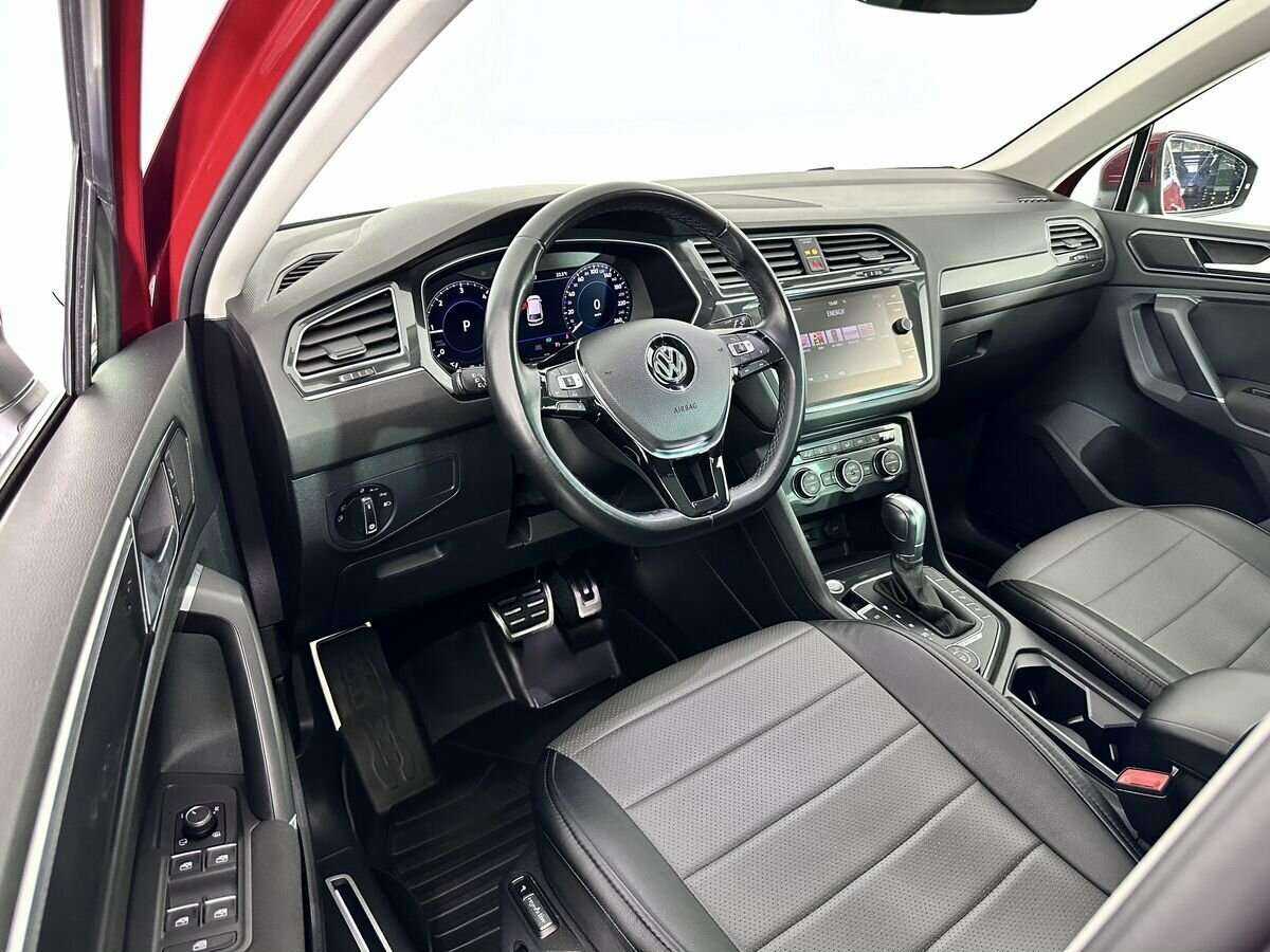Volkswagen Tiguan 2018 года с пробегом. Фото: #8
